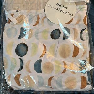 Little Sleepies- XL Luna Women’s Joggers NIB